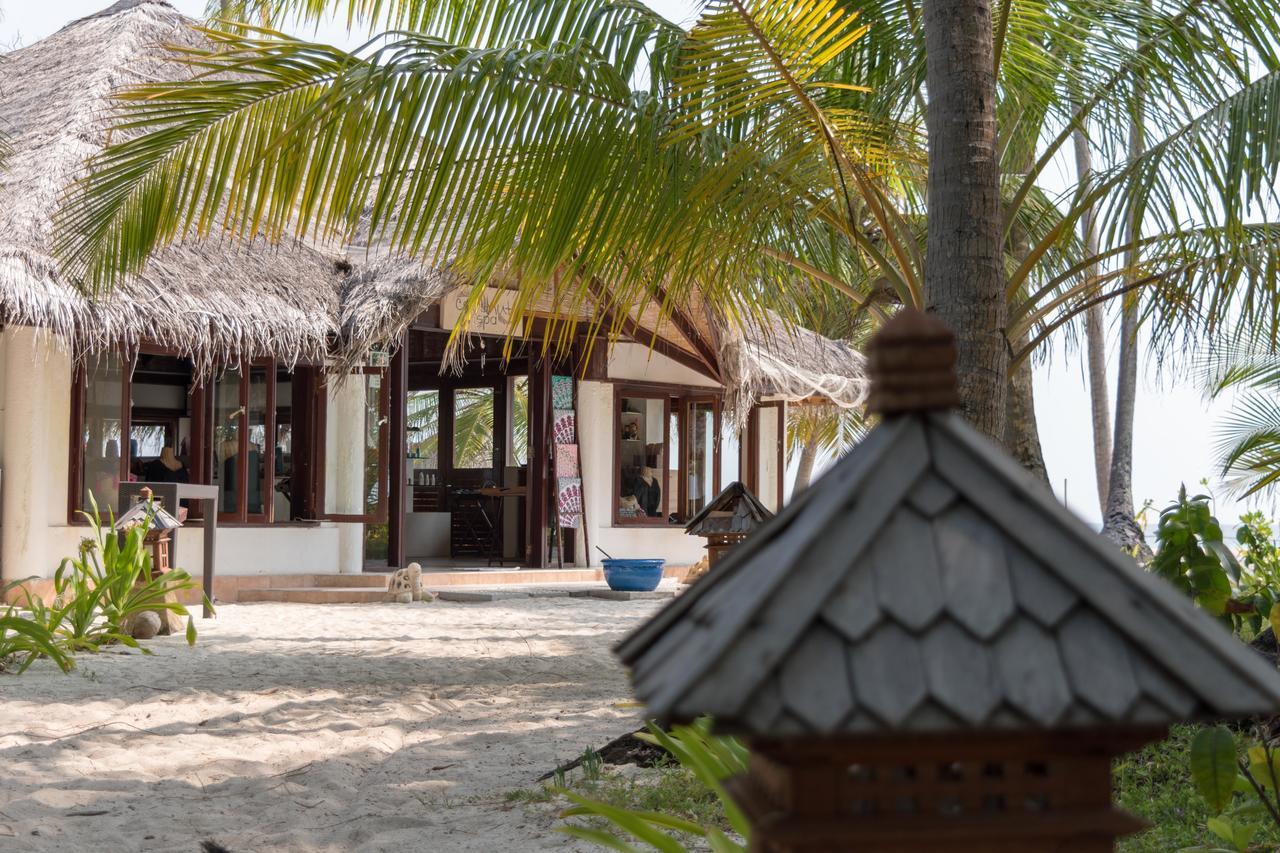 Palm Beach Island Resort & Spa Maldives Lhaviyani Atoll Eksteriør billede
